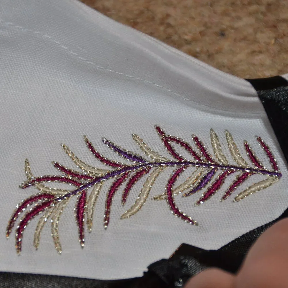 RARE SET KIM SEYBERT LIVING 4 PURPLE EMBROIDERED FEATHER COCKTAIL BAR NAPKINS